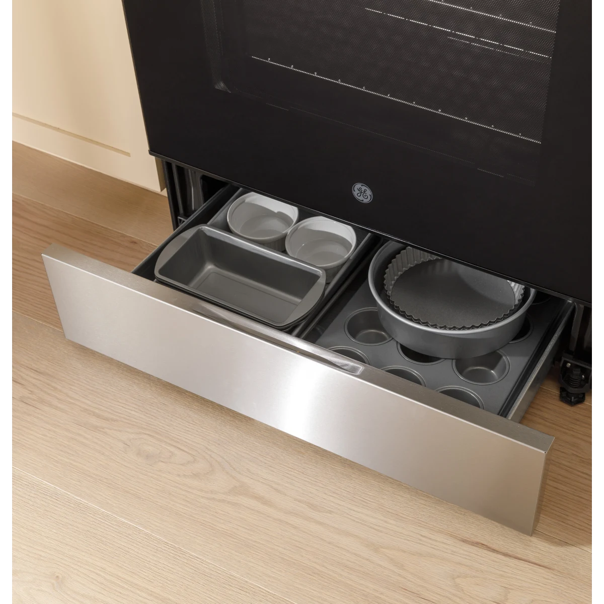 GE 30″ Cuisinière électrique encastrable – 5 zones, Crisp Mode – Modèle GRS500PVSS
